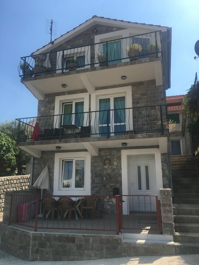 Studio Apartments Krasici Tivat Exterior photo